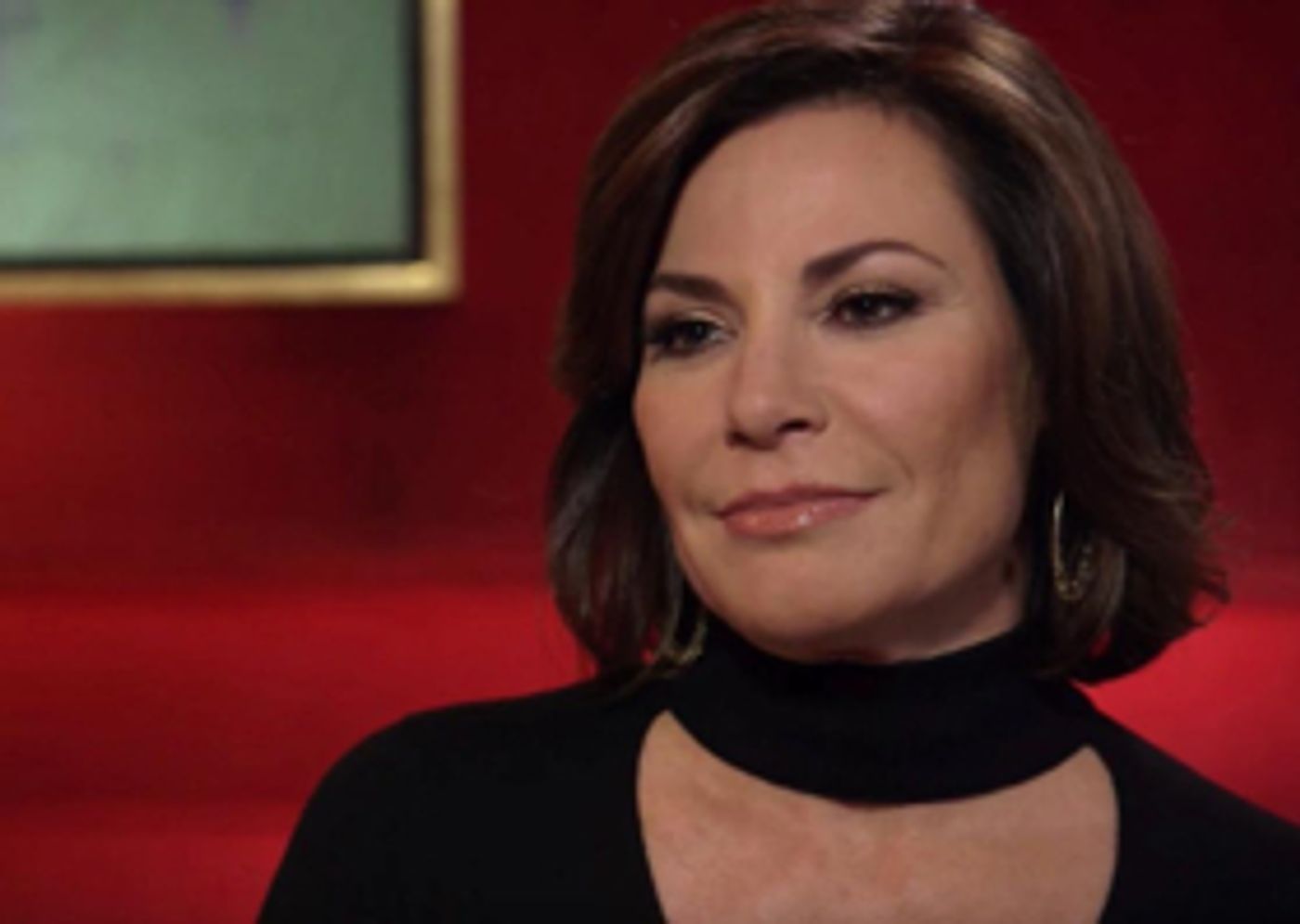 E! Shares New Clip From All New HOLLYWOOD MEDIUM WITH TYLER HENRY E! Shares New Clip From All New HOLLYWOOD MEDIUM WITH TYLER HENRY Image