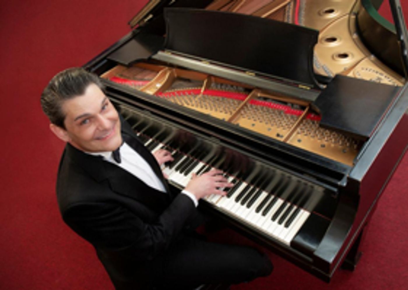 Interview: Theatre in the Round's Mary Cutler Takes on RED HOT and COLE  Image