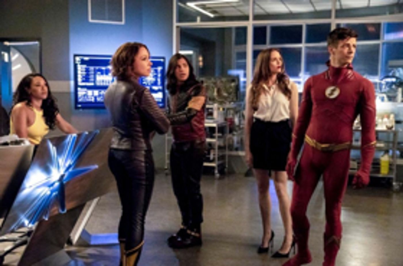 BWW Recap: Barry and Team Flash Encounter Cicada on THE FLASH  Image