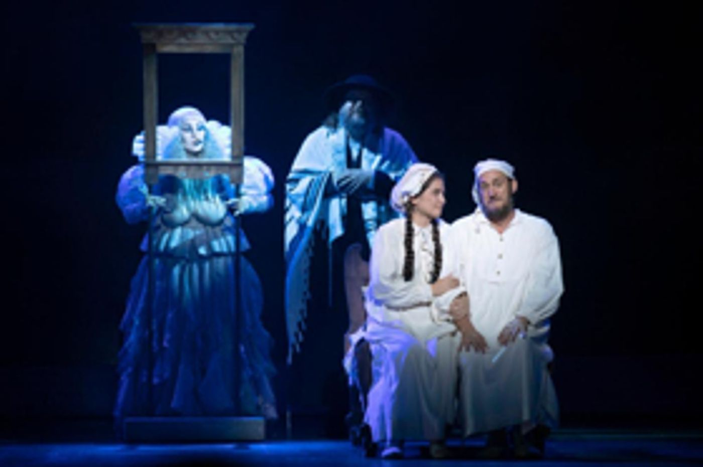 Interview: Maite Uzal as Golde in FIDDLER ON THE ROOF on Tour  Image