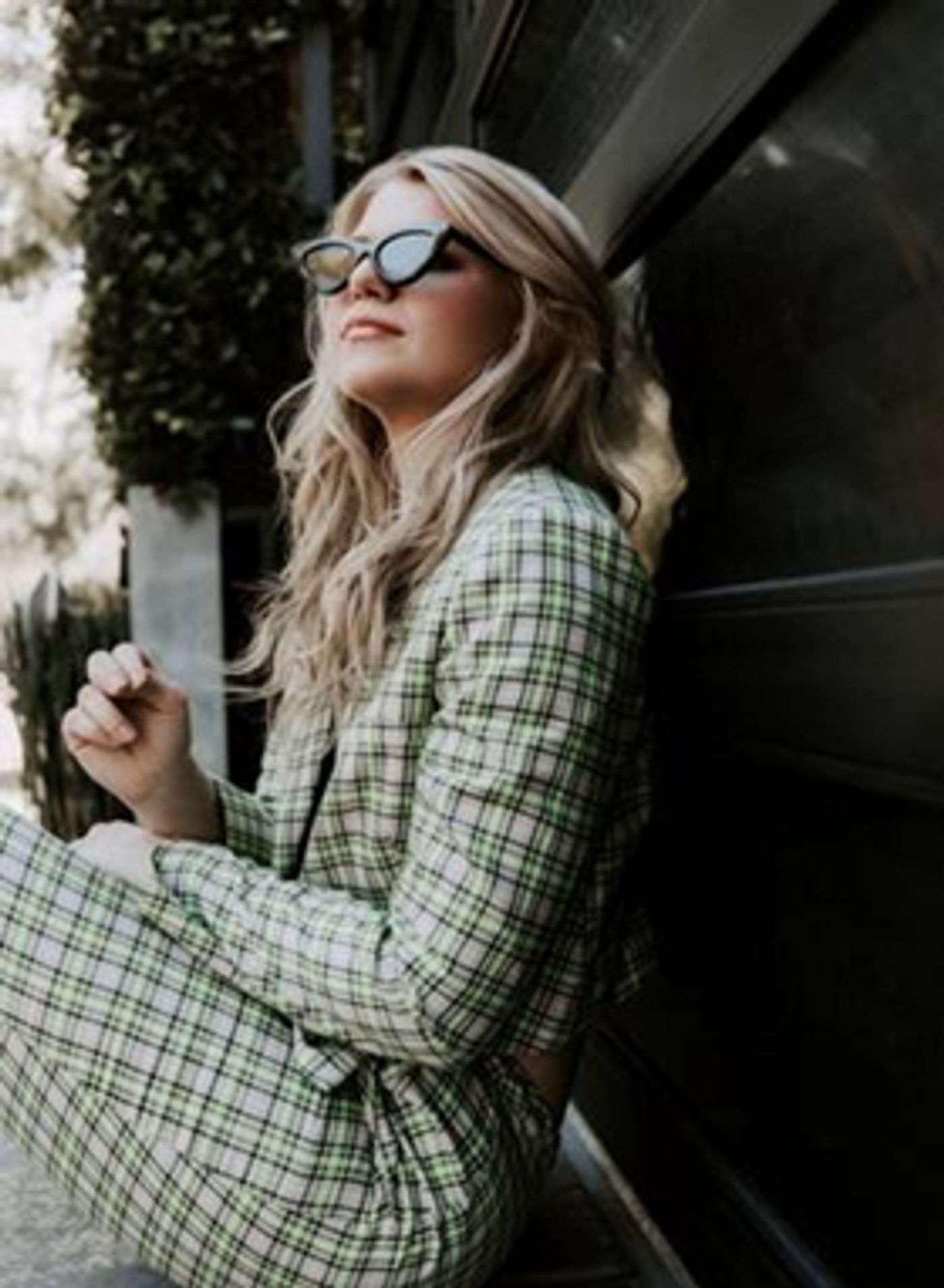 Brynn Elliott Releases New Stripped Down Video For INTERNET YOU Brynn Elliott Releases New Stripped Down Video For INTERNET YOU Image