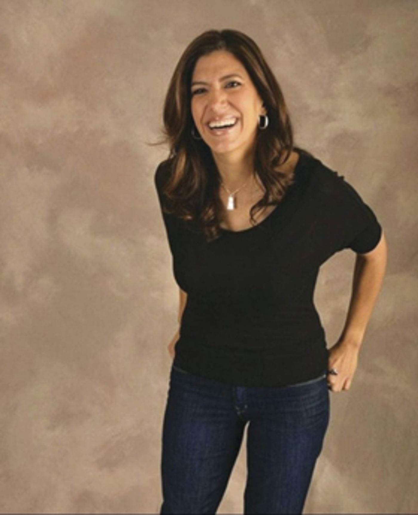 BWW Video Interview: Dena Blizzard is ONE FUNNY MOTHER BWW Video Interview: Dena Blizzard is ONE FUNNY MOTHER Image