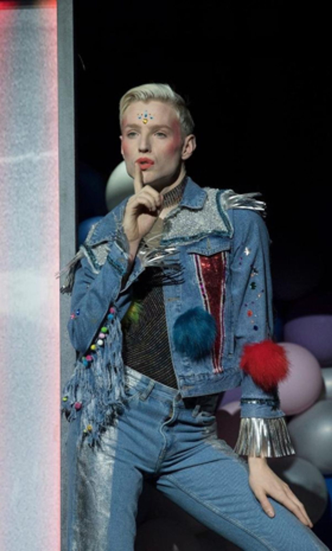 EVERYBODY'S TALKING ABOUT JAMIE Extends at the Apollo!  Image