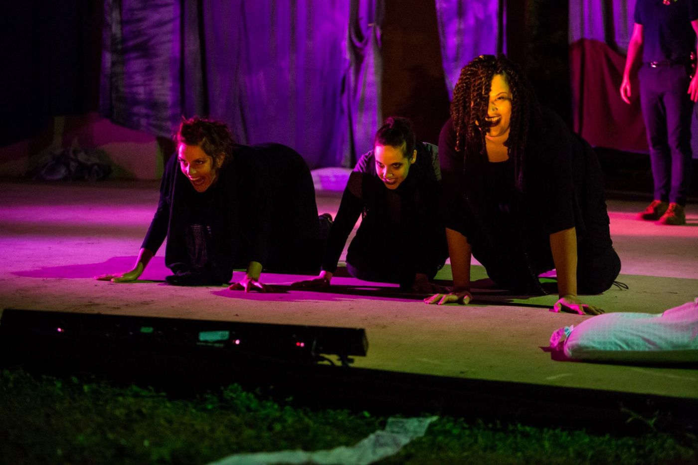 Review: MACBETH Highlights The Might of Women and Folly of Man  Image