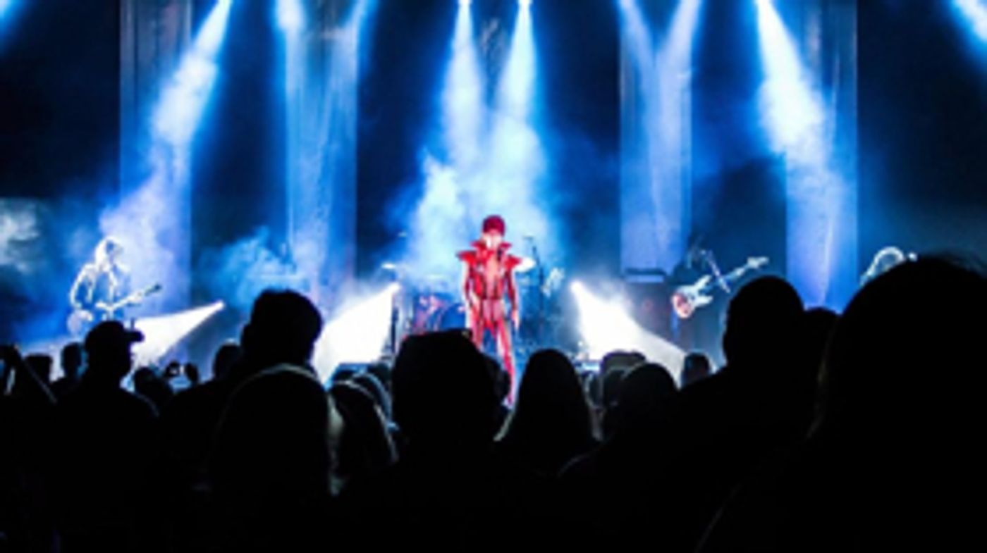 Review: Space Oddity Featuring David Brighton Brings The Ultimate David Bowie Experience to the El Portal in NoHo  Image