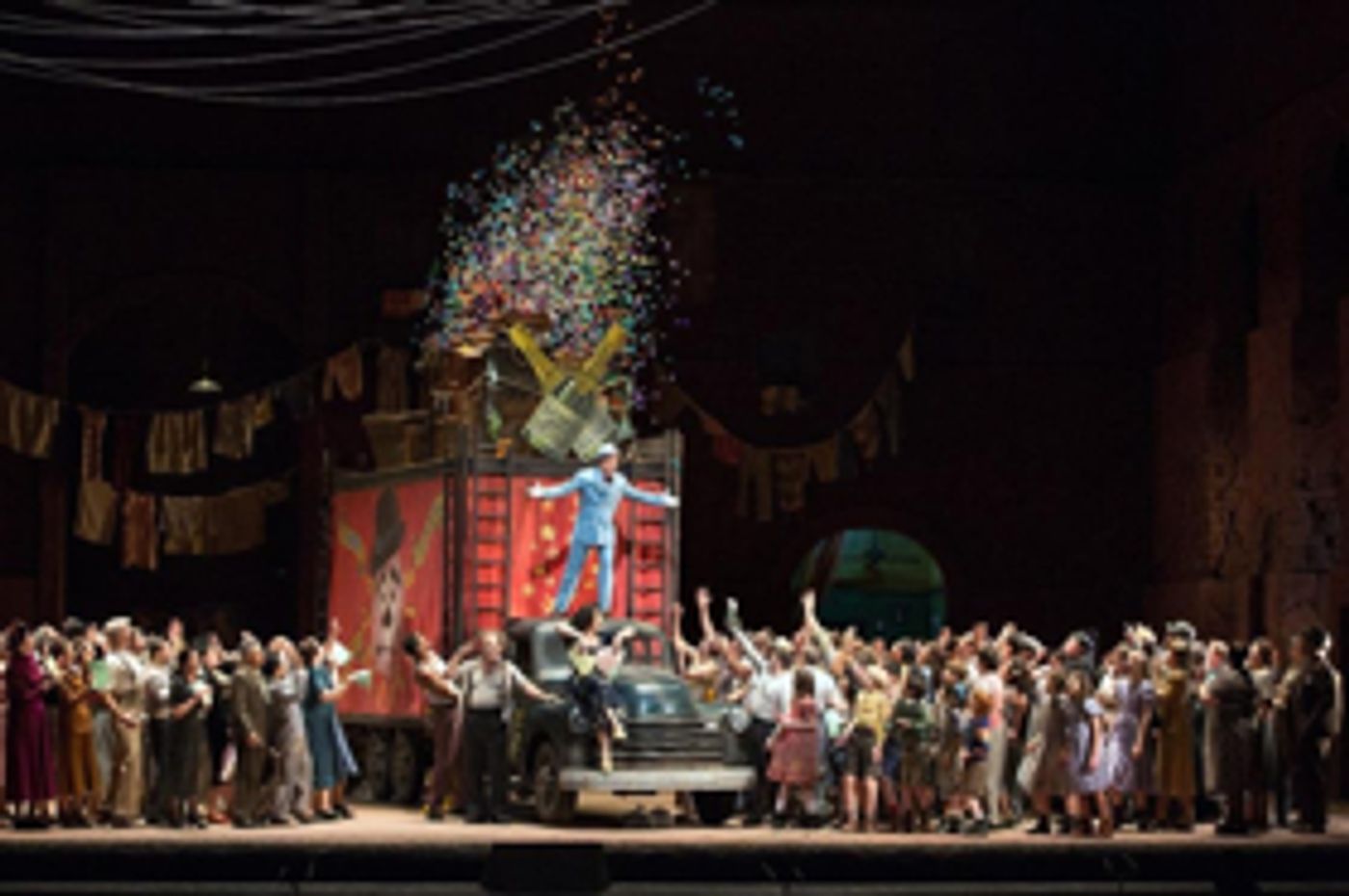 Roberto Alagna Stars In Sir David McVicar's Production Of CAVALLERIA RUSTICANA/PAGLIACCI Roberto Alagna Stars In Sir David McVicar's Production Of CAVALLERIA RUSTICANA/PAGLIACCI Image