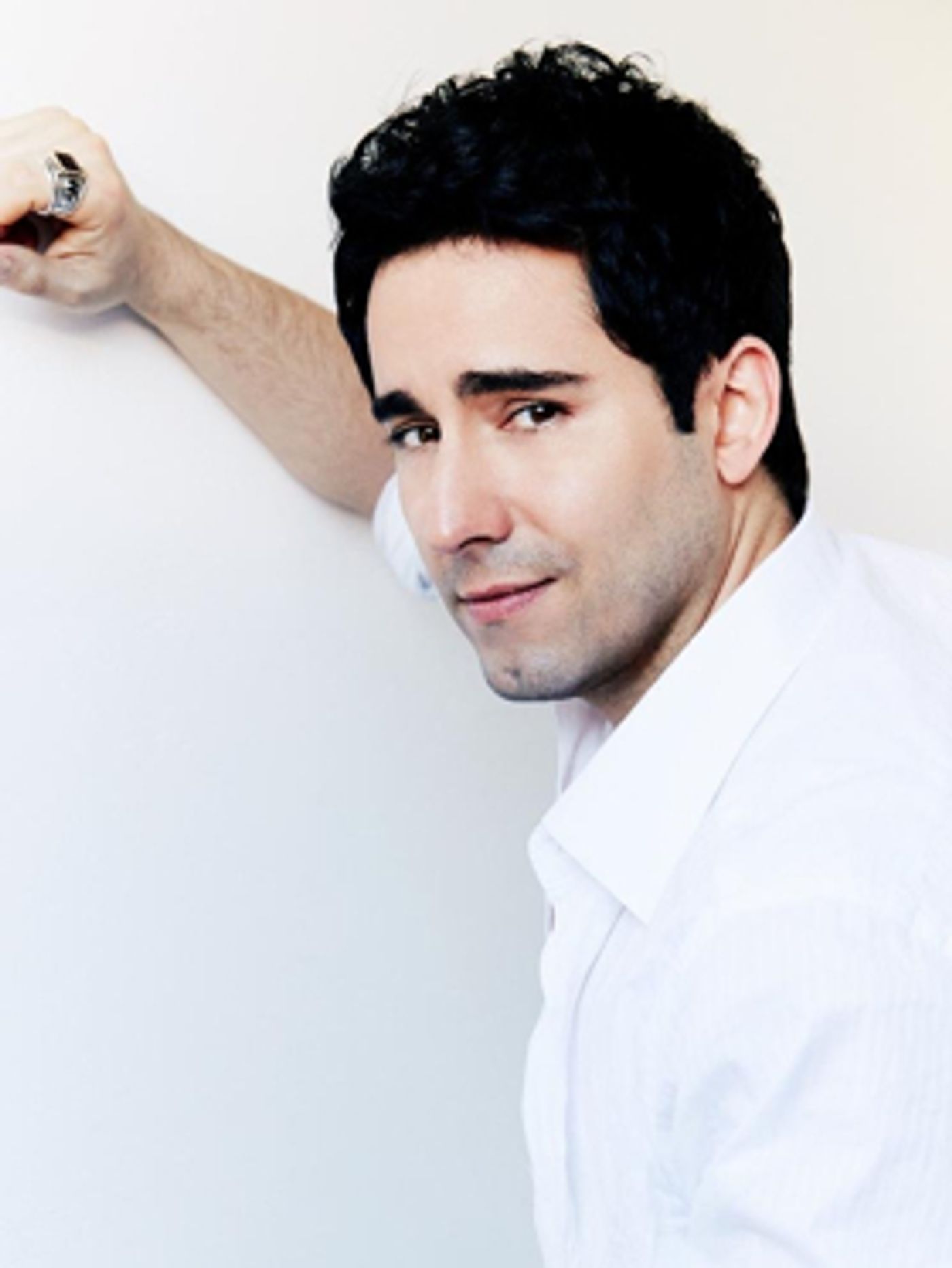 John Lloyd Young to Return to Cafe Carlyle with HEART TO HEART This Winter John Lloyd Young to Return to Cafe Carlyle with HEART TO HEART This Winter Image