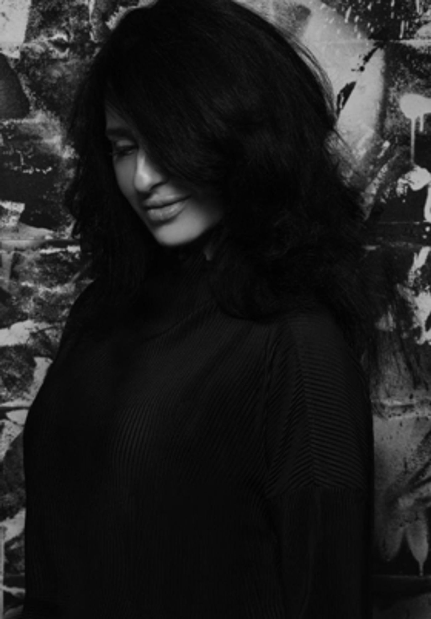 Nicole Moudaber Announces 15 Date North America Spring Tour  Image