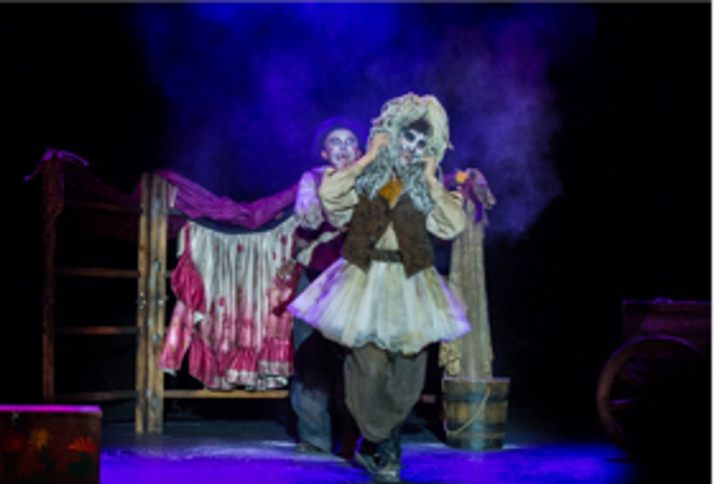 Por jodidos y hocicones mataron a los actores ofrecerá funciones en el Teatro Isabela Corona Por jodidos y hocicones mataron a los actores ofrecerá funciones en el Teatro Isabela Corona Image