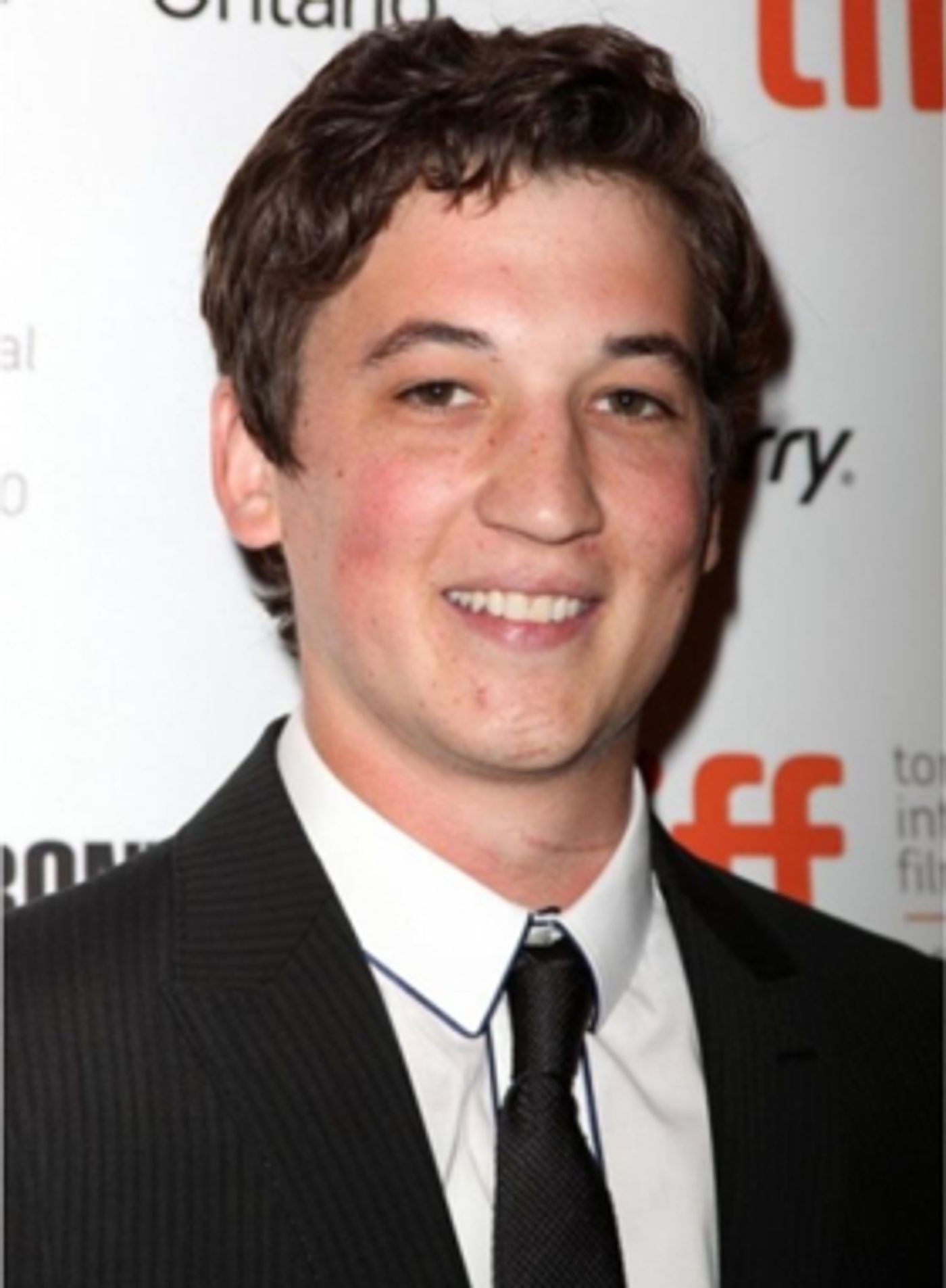 Miles Teller Joins the Cast of TOP GUN: MAVERICK Miles Teller Joins the Cast of TOP GUN: MAVERICK Image