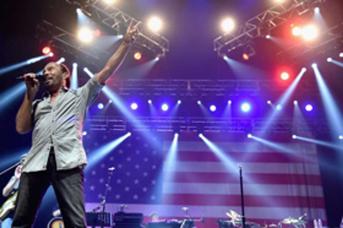 Lee Greenwood Celebrates Memorial Day With Multiple Appearances From 5/22-5/27  Image