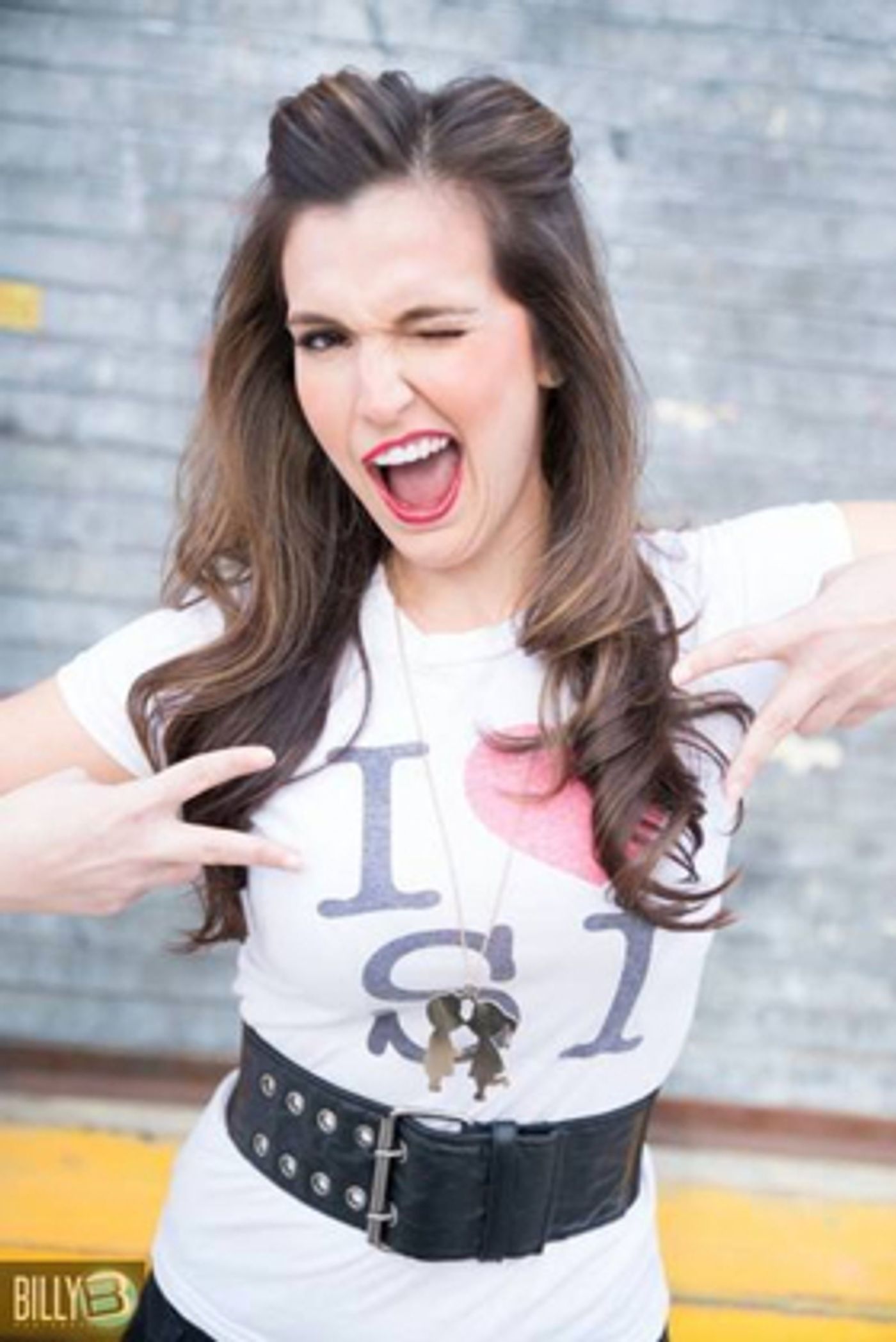 Candice Guardino's Hit Comedy Gets 2018 Tour Candice Guardino's Hit Comedy Gets 2018 Tour Image