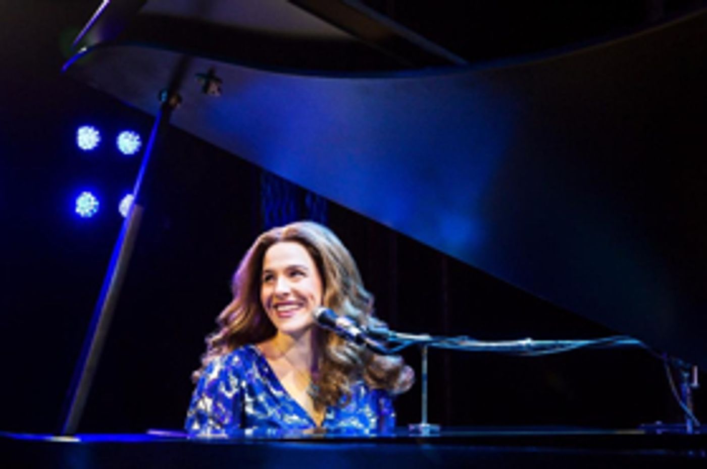 Review: BEAUTIFUL THE CAROLE KING MUSICAL is Some Kind of Wonderful Review: BEAUTIFUL THE CAROLE KING MUSICAL is Some Kind of Wonderful Image