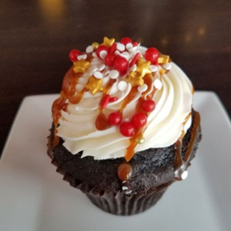 Crème Cupcake and Dessert Lounge Designs DM Playhouse Cupcake Image