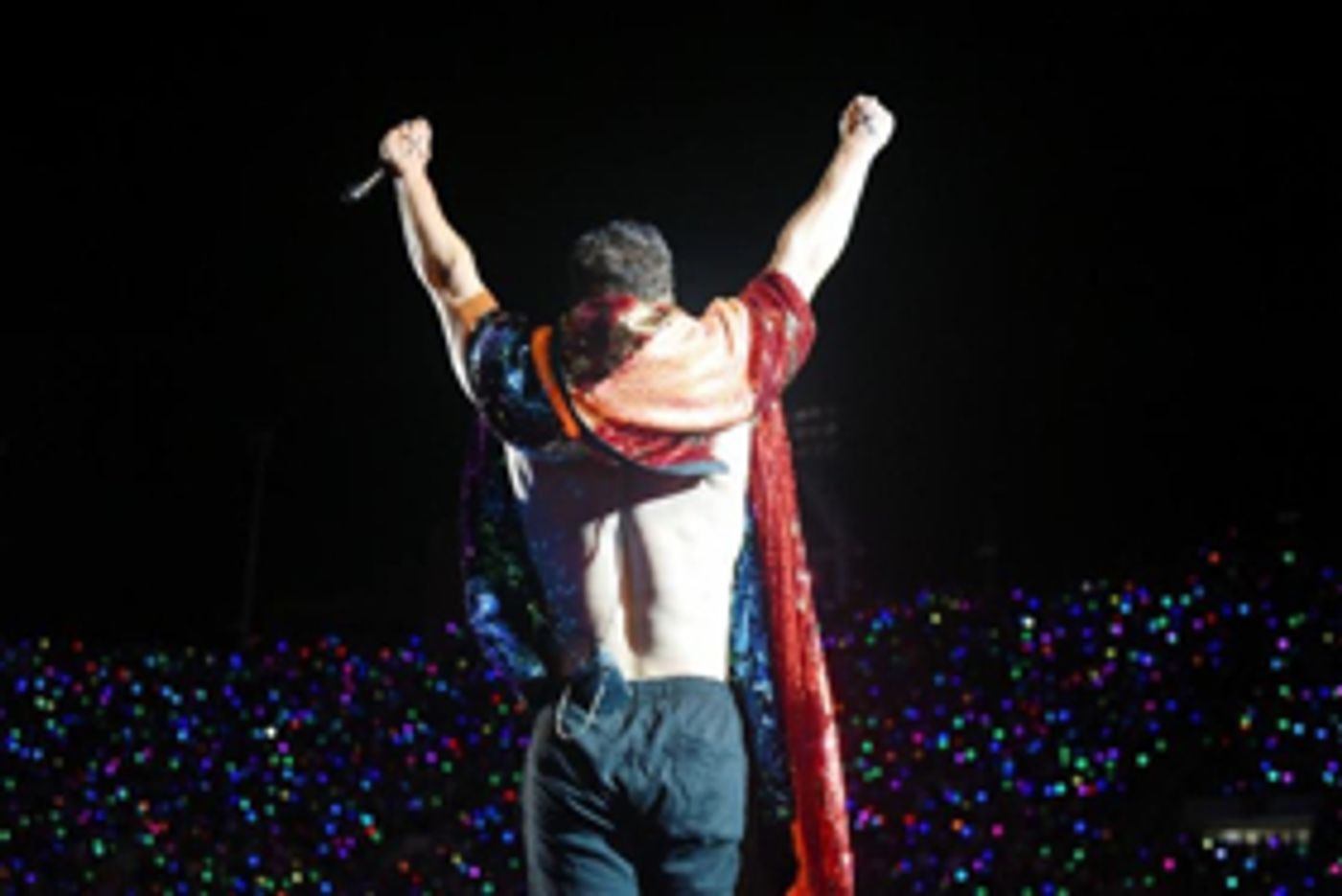 Sold-Out Loveloud Festival Powered By AT&T Achieves $1,000,000 Goal  Image