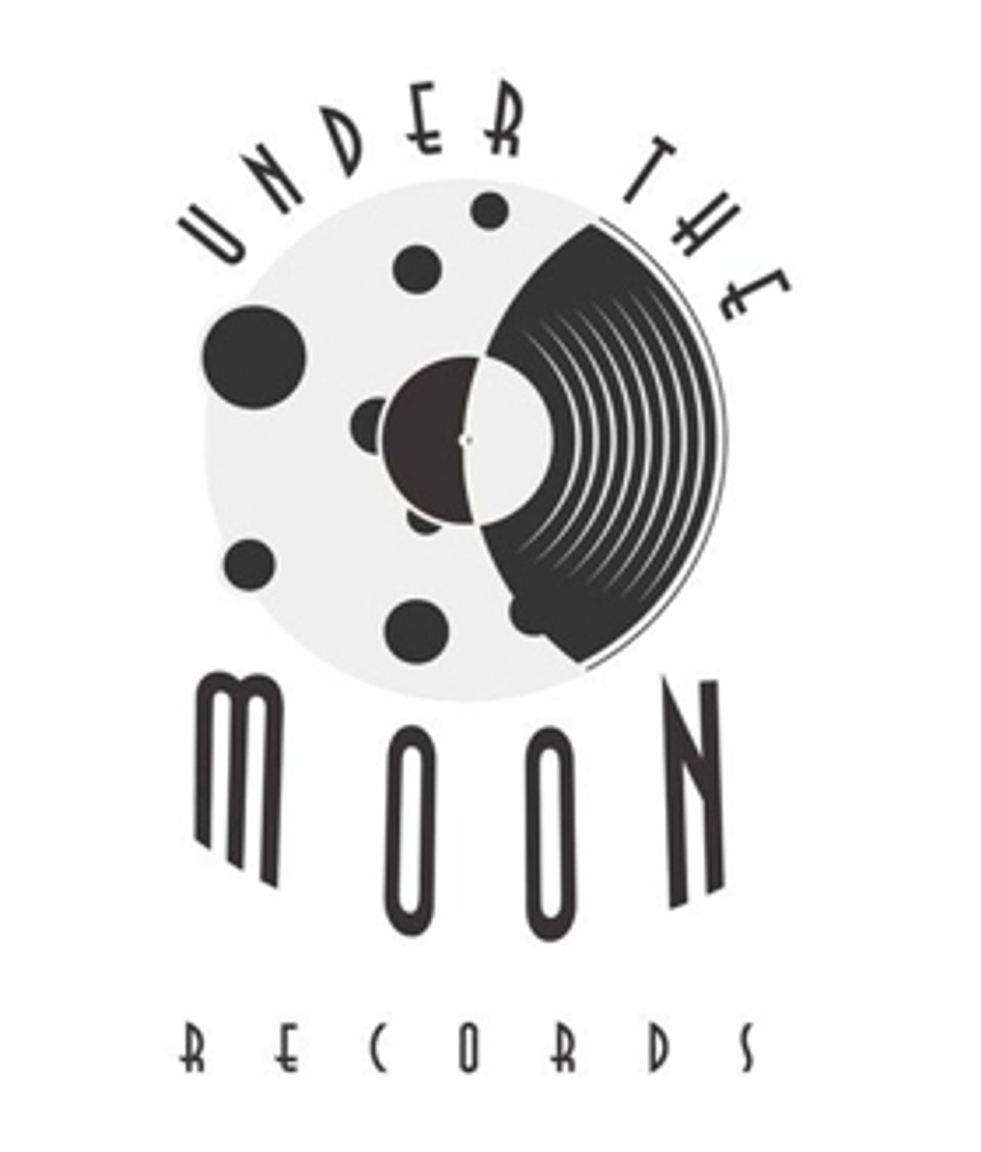 Neo-Soul Artist Liyah Bey Signs to Under The Moon Records  Image