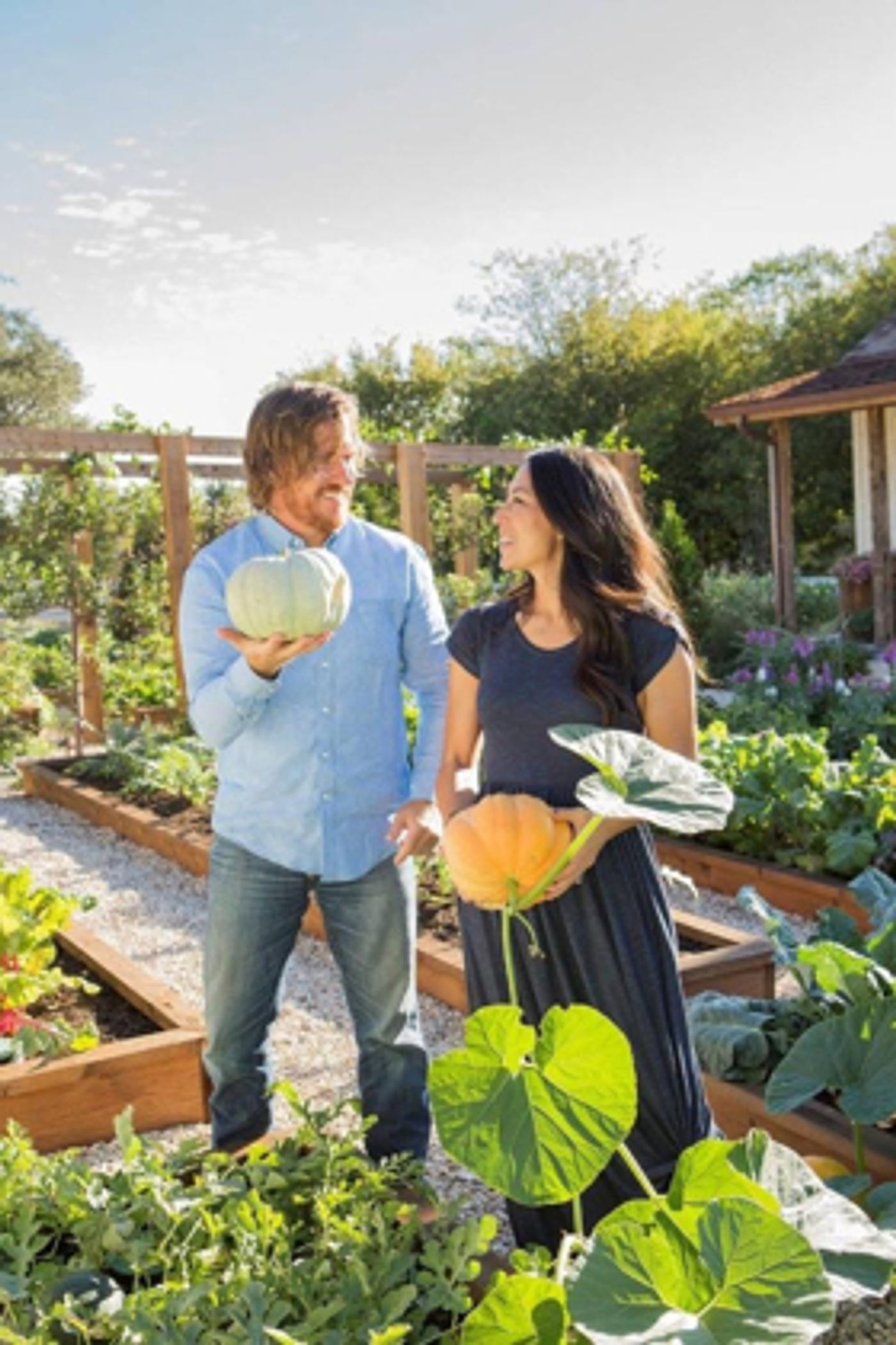 HGTV Premieres New Special CHIP AND JOANNA'S FAMILY GARDEN PROJECT Today  Image