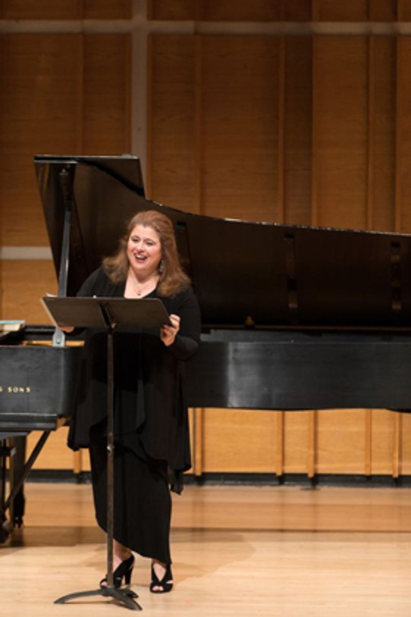 PREFORMANCES with Allison Charney Closes its 10th Season at Merkin Hall with MAY FLOWERS  Image