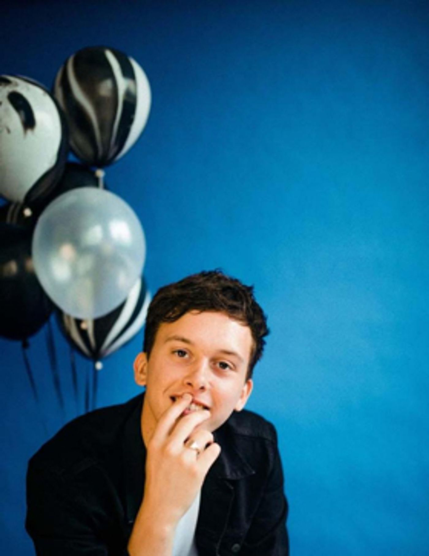 Ten Tonnes Announces Self-Titled Debut Album 5/3, Unveils Video For LUCY Ten Tonnes Announces Self-Titled Debut Album 5/3, Unveils Video For LUCY Image