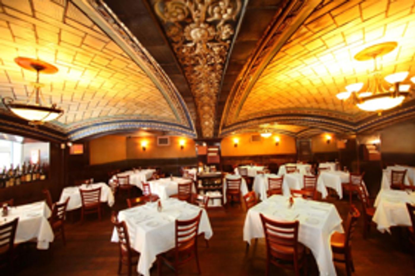 Review: WOLFGANG'S STEAKHOUSE Makes Midday Meals Fabulous  Image