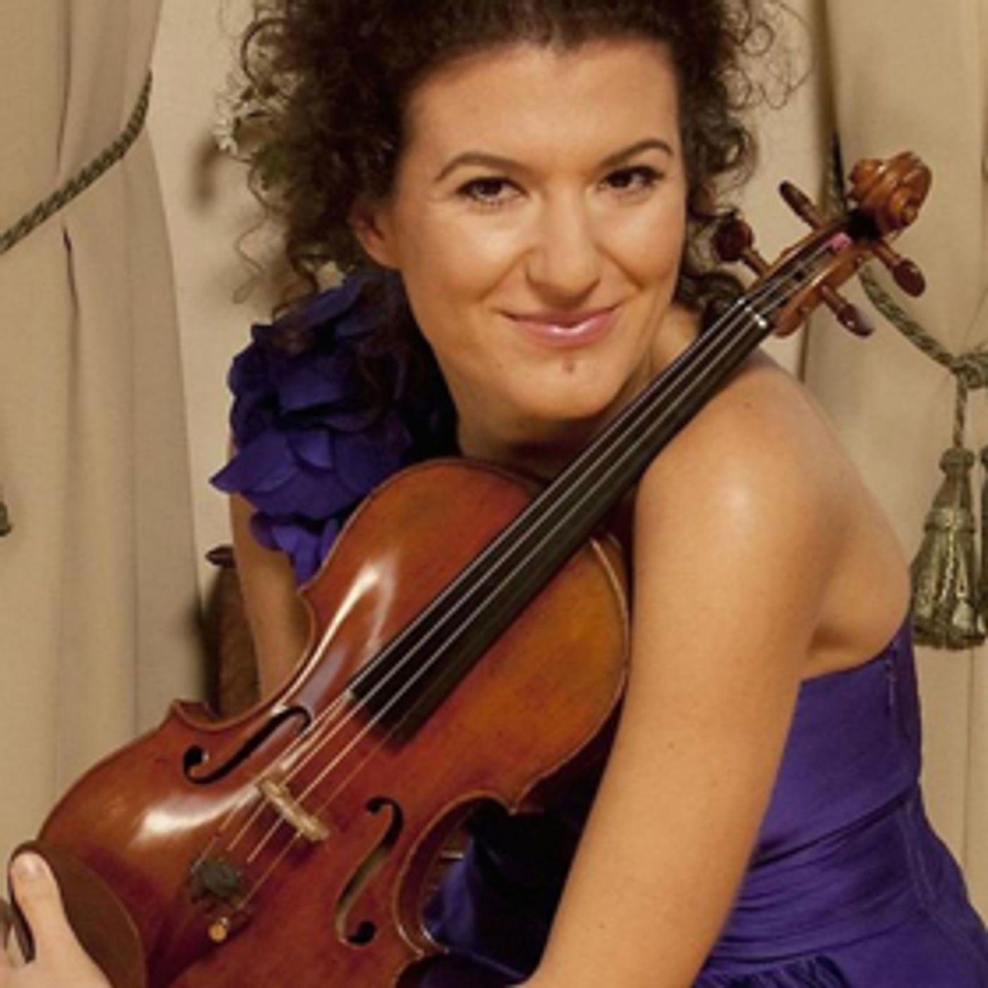 'Kiss Me Again, A Memoire Of Elgar In Unusual Places' By Violinist Alda Dizdari to Be Launched At A Cadogan Hall Concert 'Kiss Me Again, A Memoire Of Elgar In Unusual Places' By Violinist Alda Dizdari to Be Launched At A Cadogan Hall Concert Image