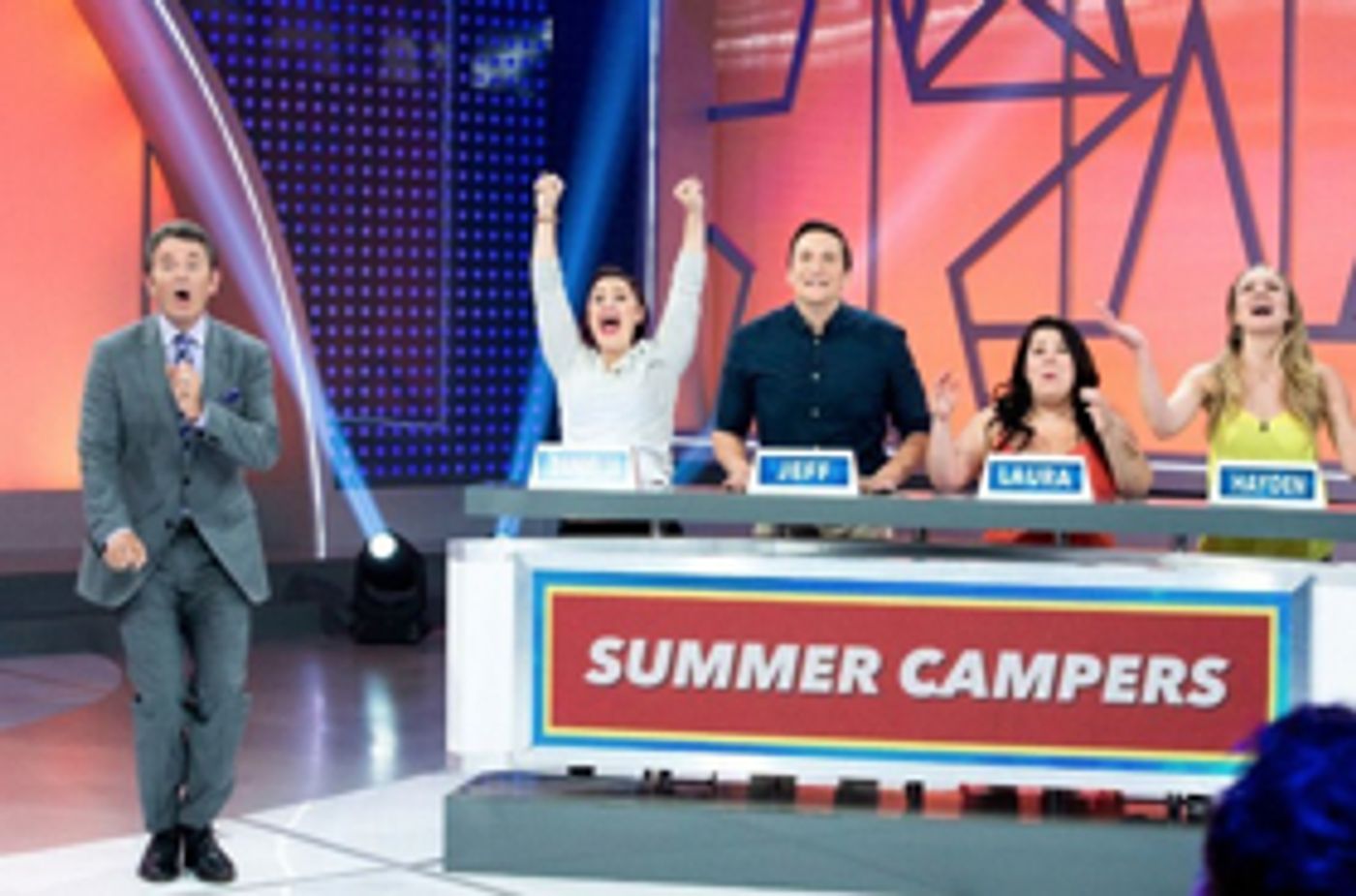 Game Show Network Greenlights Season 2 of AMERICA SAYS Hosted by John Michael Higgins  Image