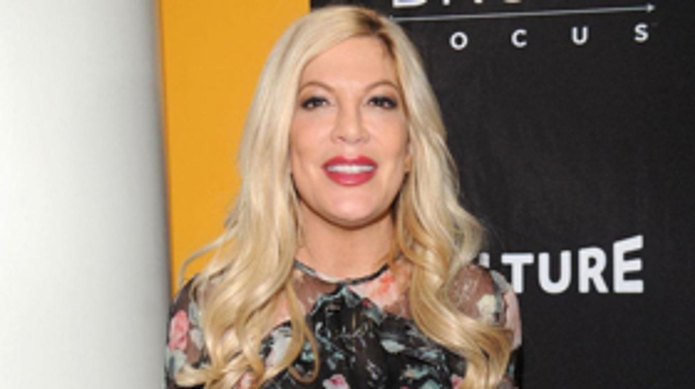 90210 Costars Tori Spelling & Jennie Garth Reunite for New Television Project Set in Beverly Hills  Image