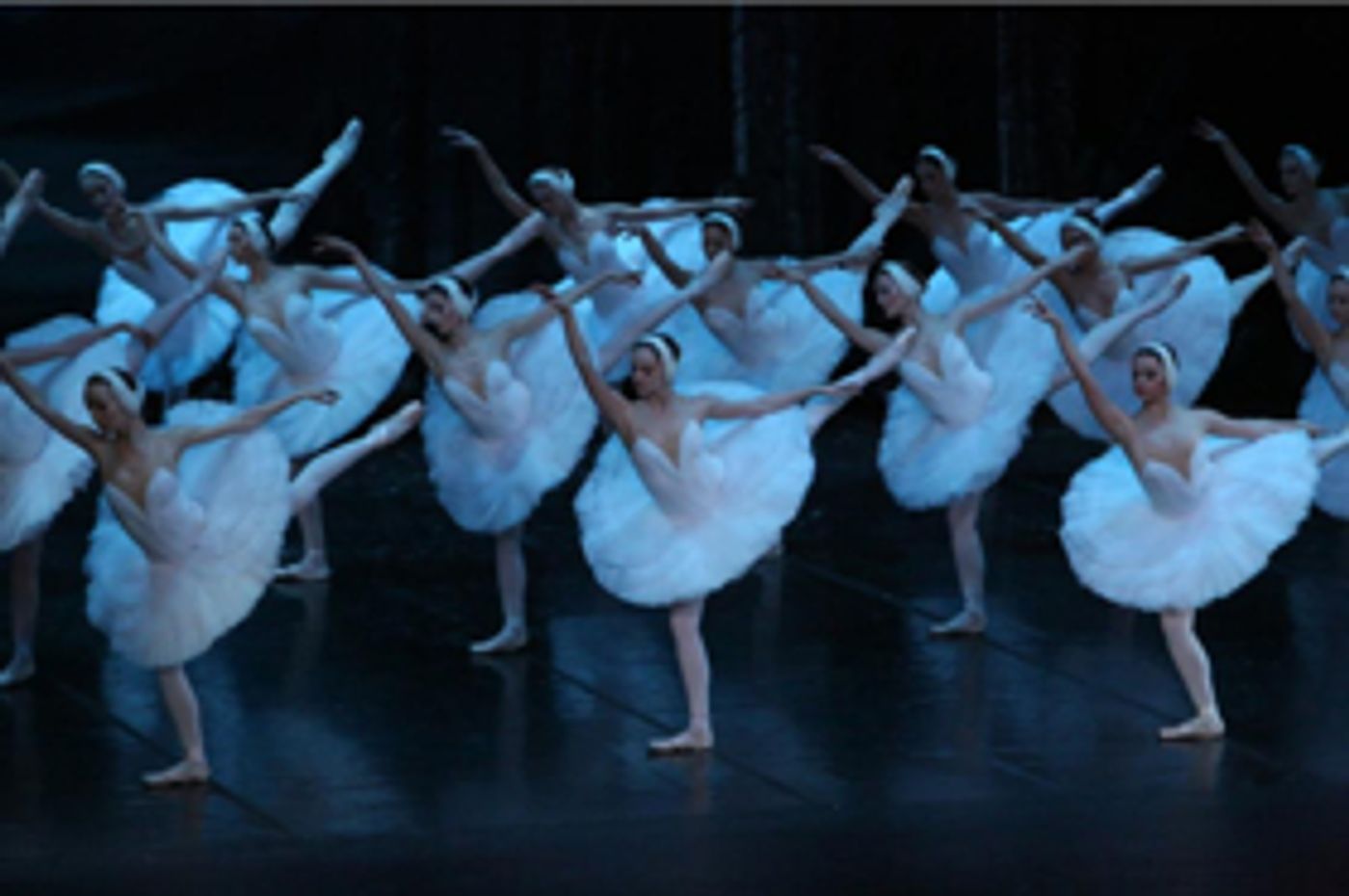 St Petersburg Ballet Theatre Brings SWAN LAKE To Bord Gáis Energy Theatre, Dublin, This Autumn St Petersburg Ballet Theatre Brings SWAN LAKE To Bord Gáis Energy Theatre, Dublin, This Autumn Image