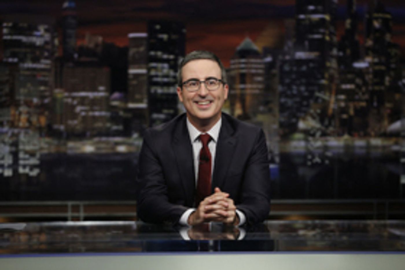 LAST WEEK TONIGHT WITH JOHN OLIVER Returns for Sixth Season  Image