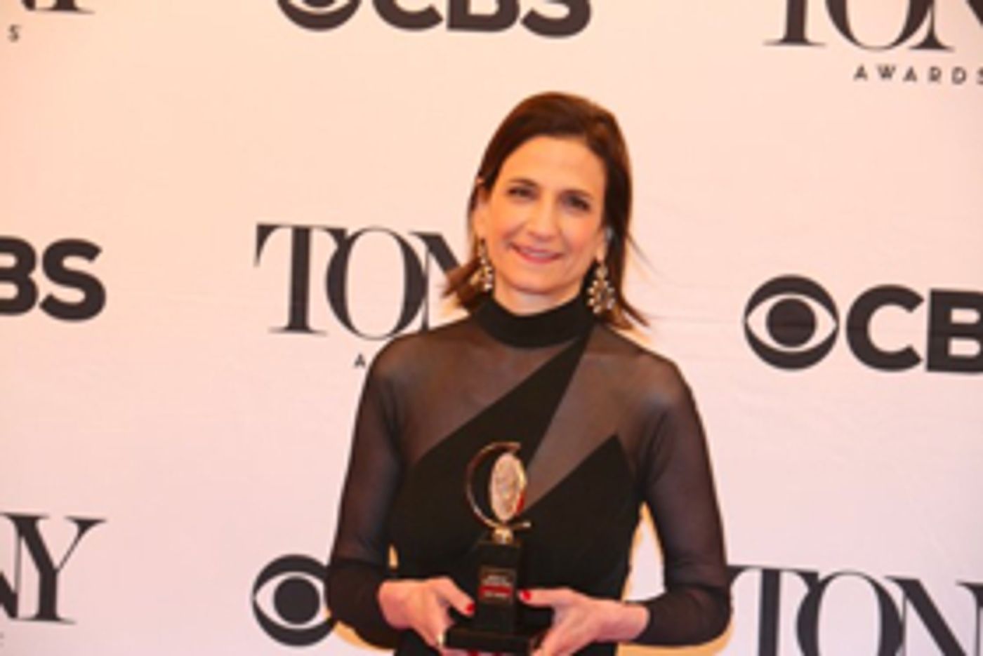 Tony Award-Winning Lighting Designer, Natasha Katz, Accepts The 2018 Apple Award  Image