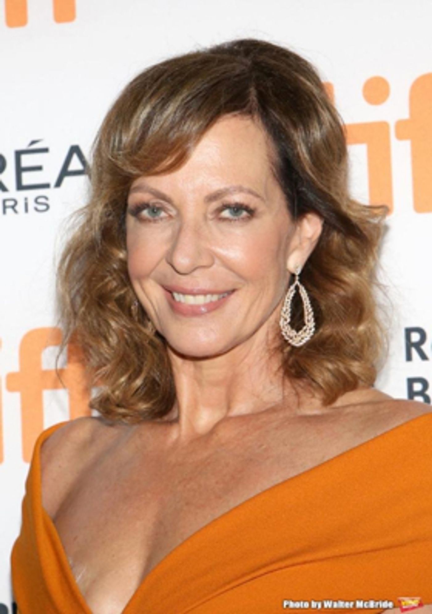 Broadway on TV: The Cast of KINKY BOOTS, Allison Janney, & More for Week of April 2, 2018 Broadway on TV: The Cast of KINKY BOOTS, Allison Janney, & More for Week of April 2, 2018 Image