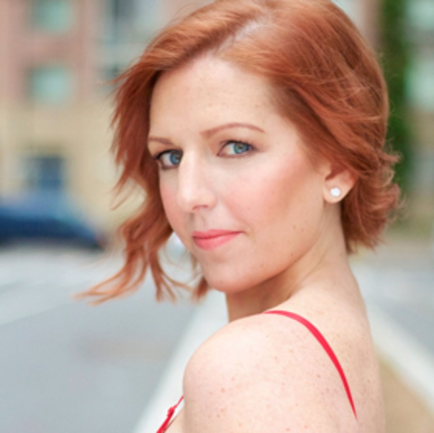 MAMMA MIA and RADIO CITY'S Emily Drennan Releases Single  Image