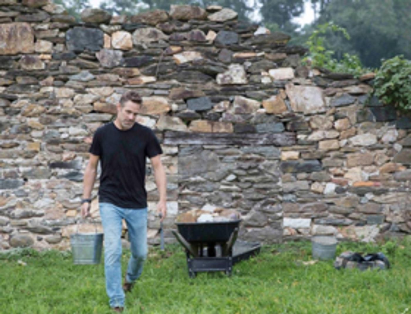 New Season of STONE HOUSE REVIVAL Featuring Carpenter Jeff Devlin Premieres On DIY Channel 4/18 New Season of STONE HOUSE REVIVAL Featuring Carpenter Jeff Devlin Premieres On DIY Channel 4/18 Image