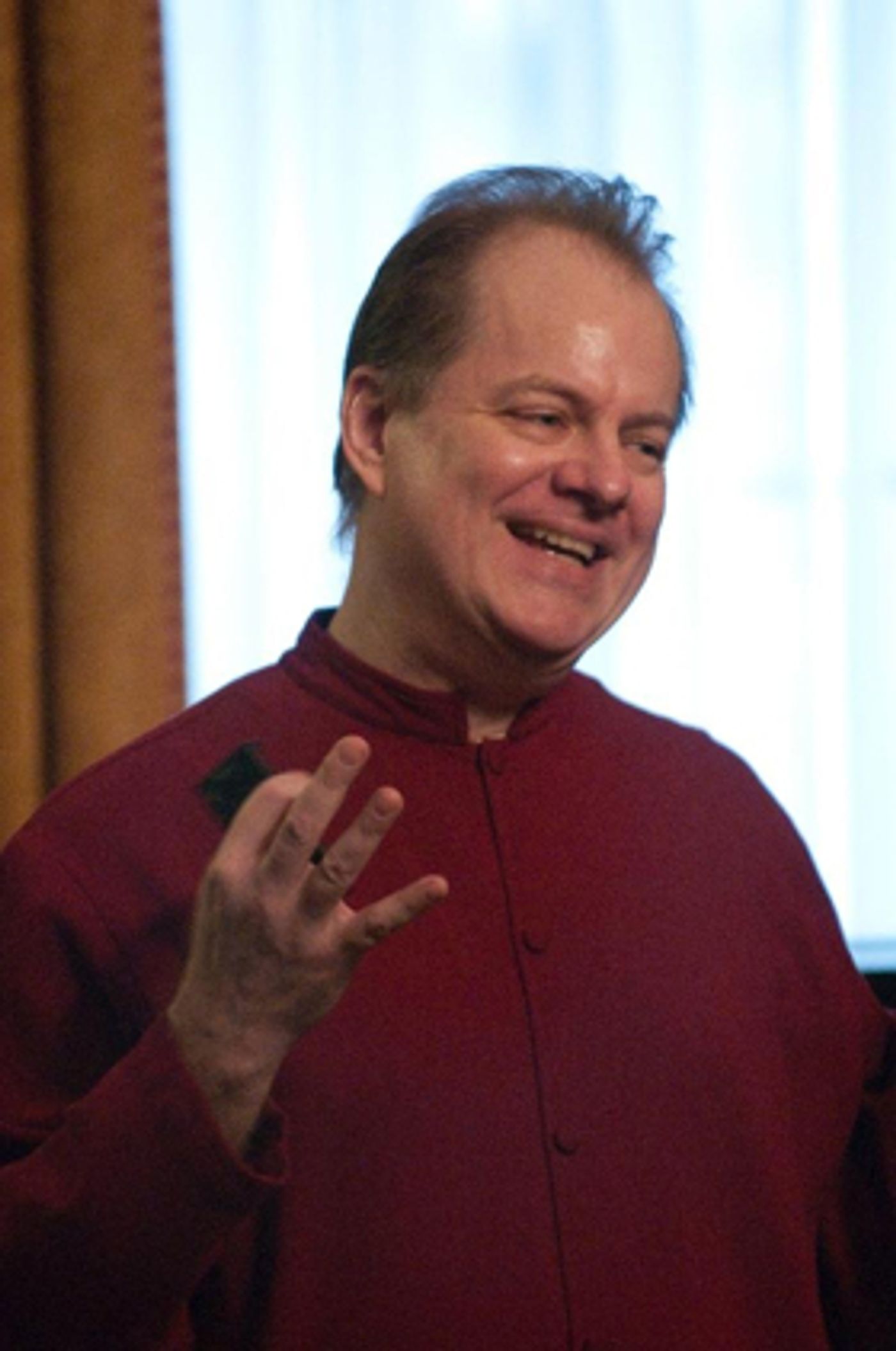 Interview: Crutchfield Builds a Fire with New Opera Enterprise  Image