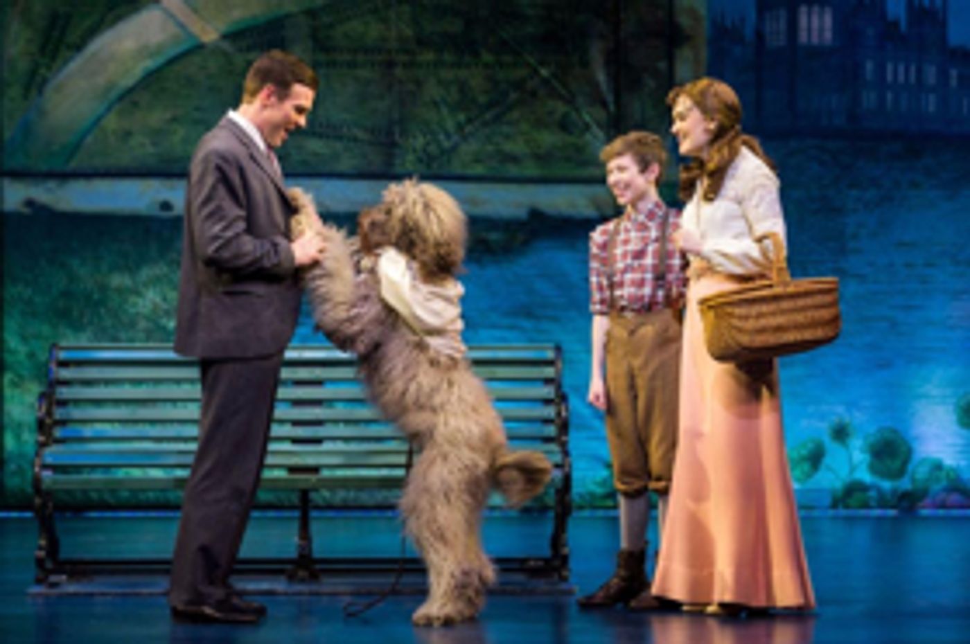 FINDING NEVERLAND Flies To The Providence Performing Arts Center  Image