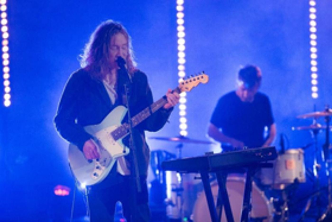 Watch Flor Perform HOLD ON Today, AT&T AUDIENCE Network Concert Premieres Friday  Image