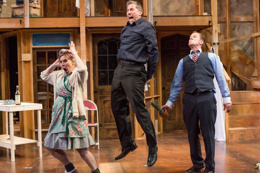 Review: NOISES OFF at Indiana Repertory Theatre  Image