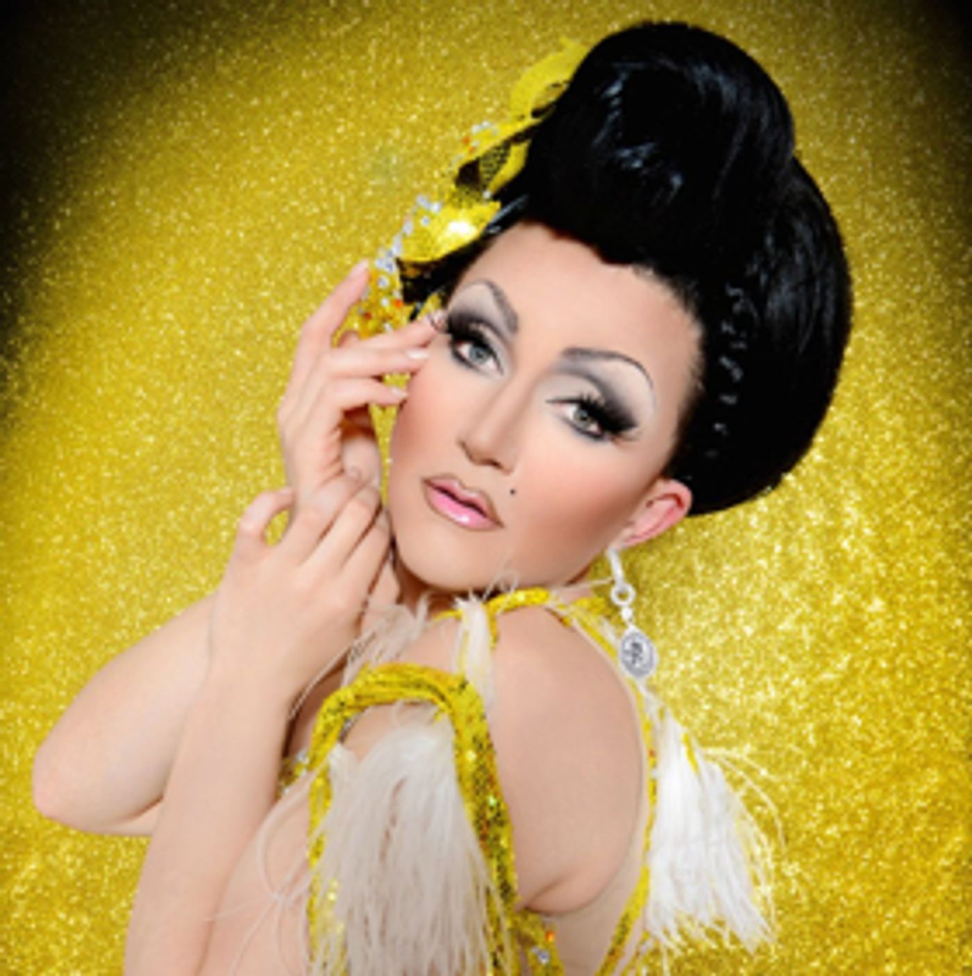 BWW Interviews: BENDELACREME On DRAG BECOMES HER, Future Shows, and THAT Elimination BWW Interviews: BENDELACREME On DRAG BECOMES HER, Future Shows, and THAT Elimination Image