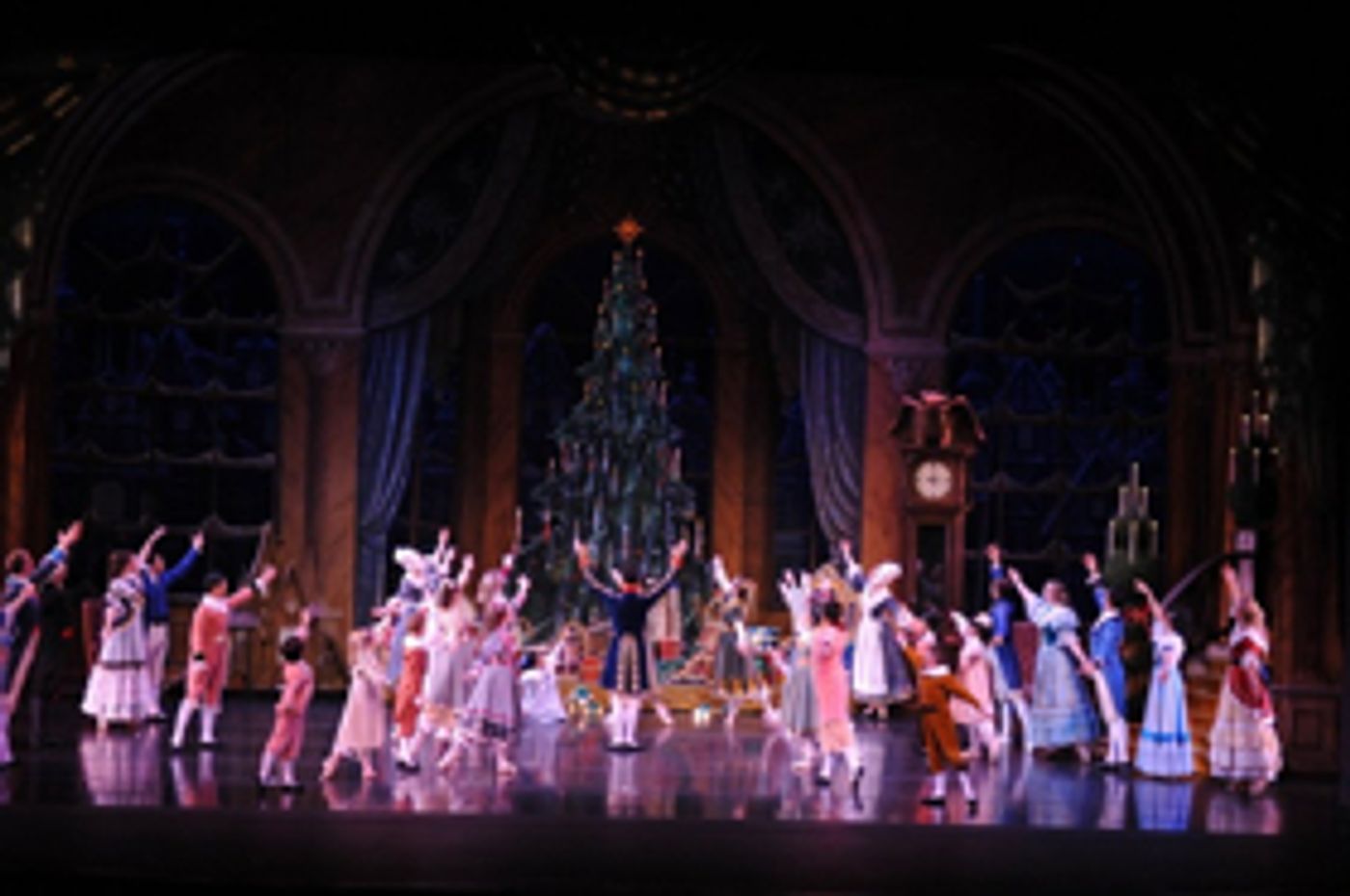 Festival Ballet Theatre's THE NUTCRACKER Welcomes World-Class Guest Artists  Image