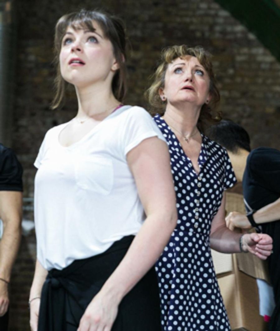 Interview: Gemma Sutton Talks THE RINK at Southwark Playhouse Image