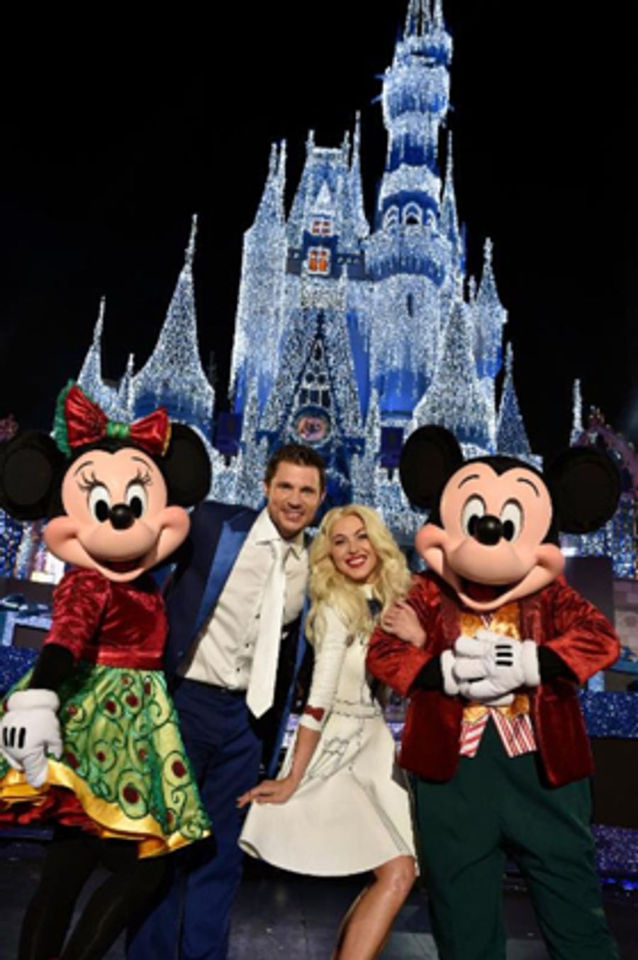 Julianne Hough & Nick Lachey Kick Off ABC's Holiday Celebrations, Today Image