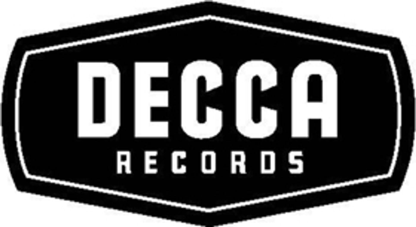 Brandi Carlile, Glen Hansard, Norah Jones, James Taylor and More Pay Tribute To Joni Mitchell On 75th Birthday Brandi Carlile, Glen Hansard, Norah Jones, James Taylor and More Pay Tribute To Joni Mitchell On 75th Birthday Image