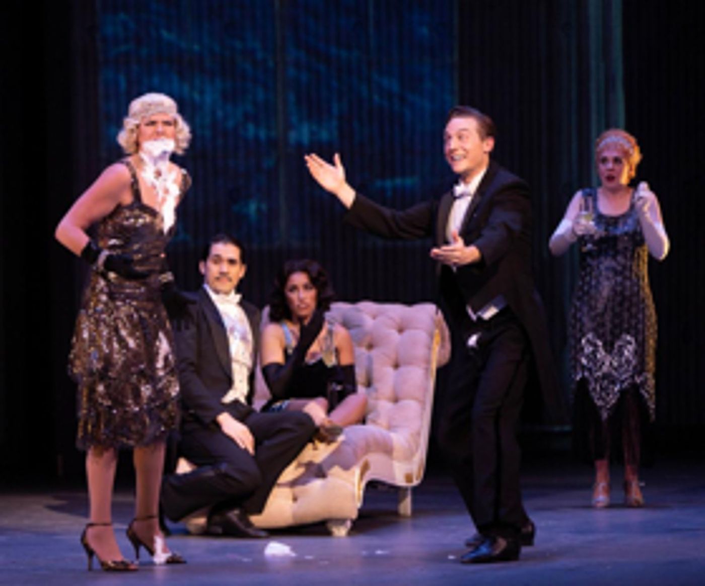 Review: SINGIN' IN THE RAIN Splashes Tons of Tap Dancing Fun into La Mirada  Image