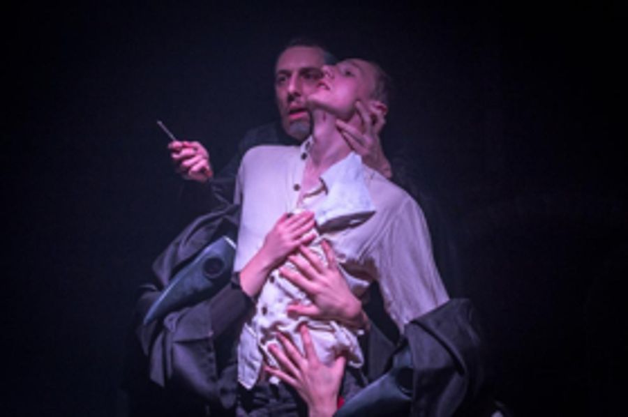 Review: DRACULA, Jack Studio Theatre Image