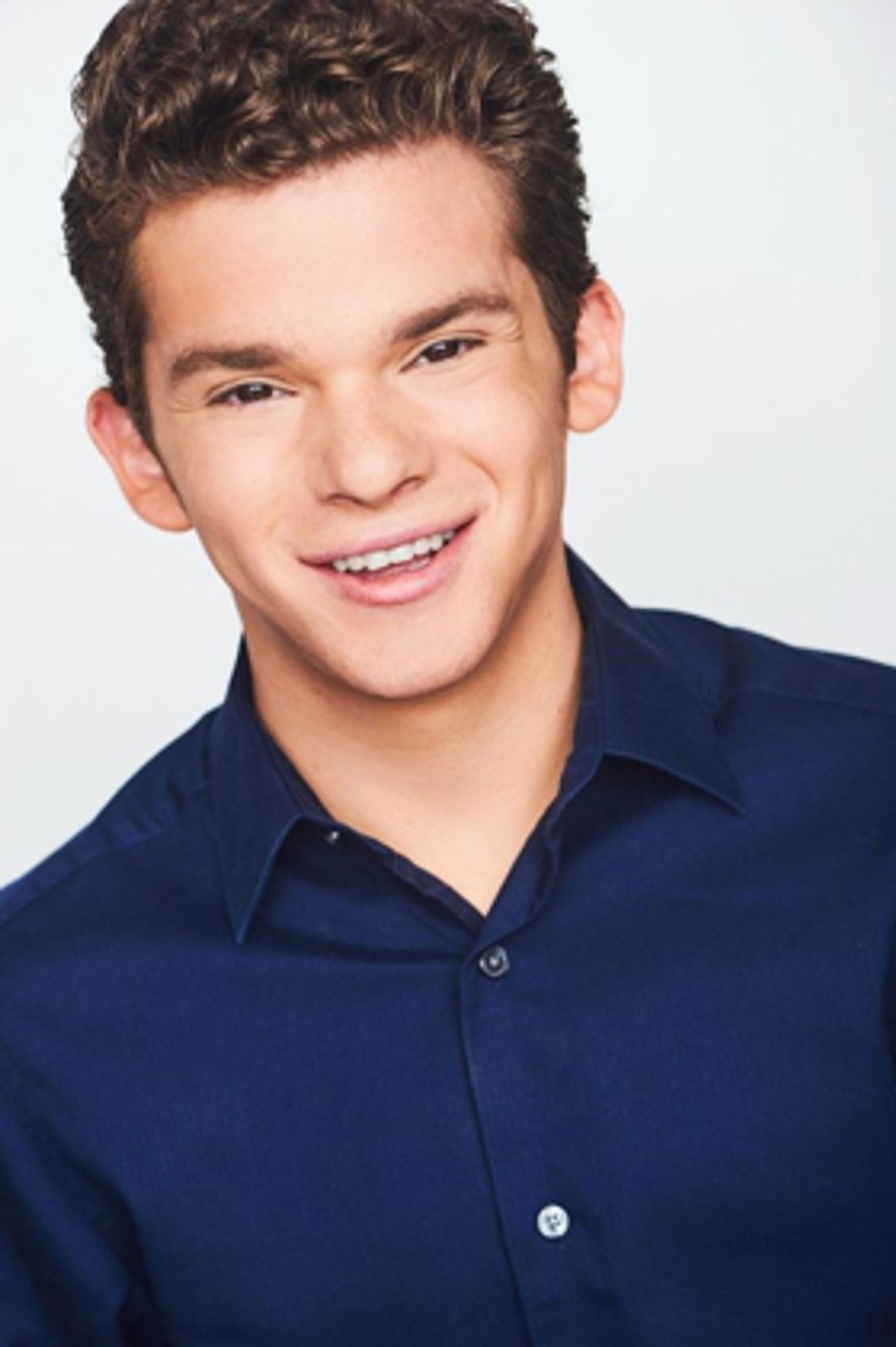 Interview: Actor Bennett Saltzman Talks MIDSUMMER, Group rep and Honing His Craft  Image