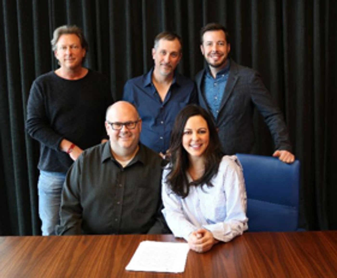 Ada Worldwide Partners with Sara Evans, Born To Fly Records on Global Distribution Deal  Image
