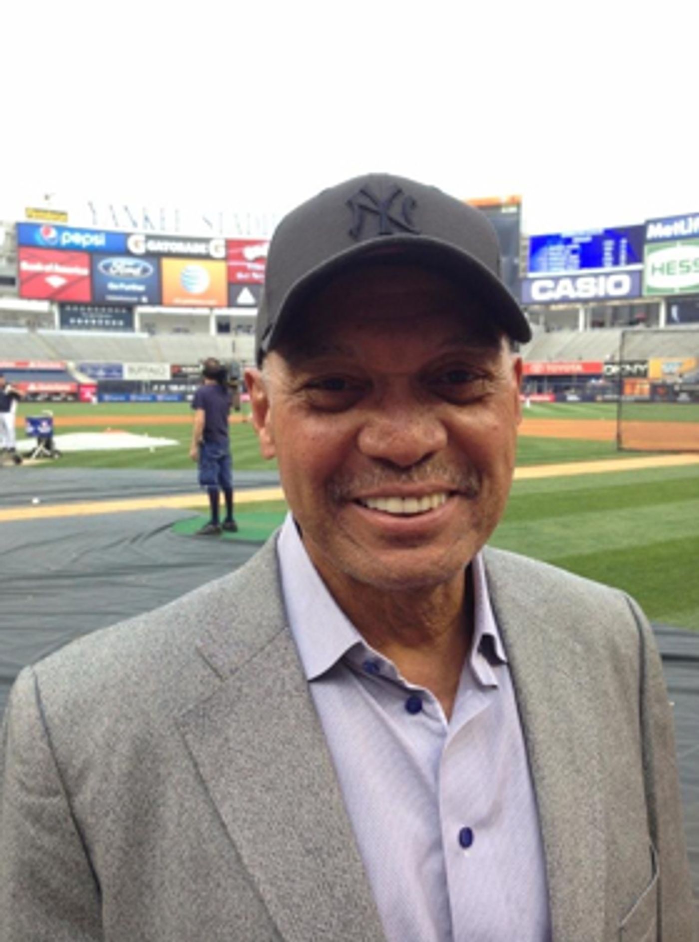 Former New York Yankee Reggie Jackson Joins DAMN YANKEES Benefit Concert; Full Company Announced!  Image