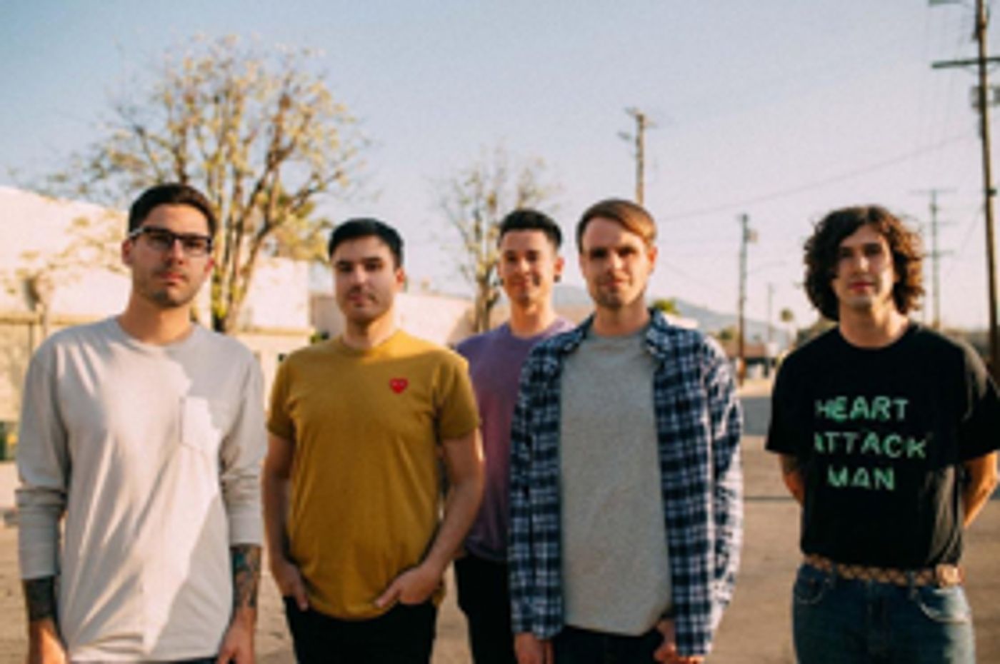 Real Friends Release New Single FROM THE OUTSIDE  Image