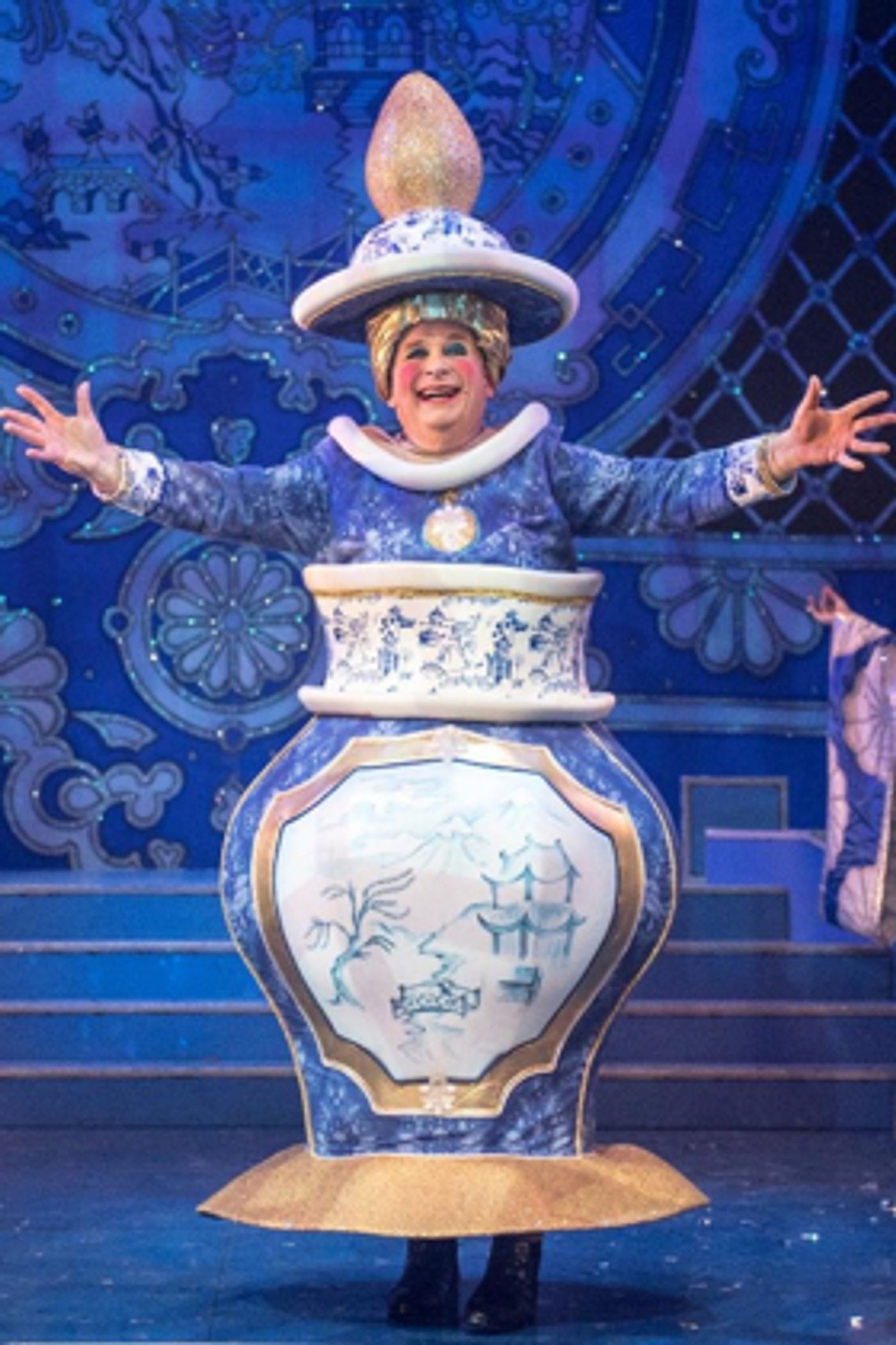 Review: ALADDIN, Richmond Theatre  Image