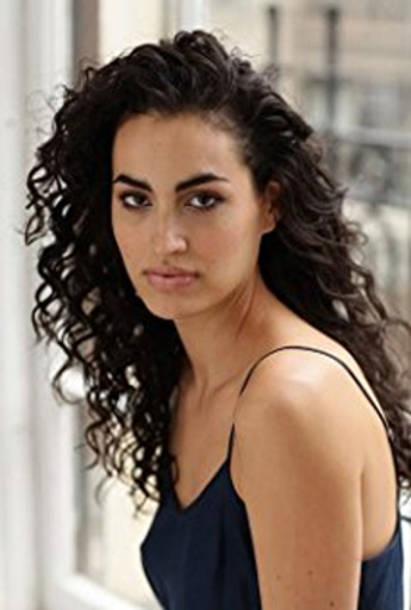 Interview: Rosa Gilmore in THE IMPORTANCE OF BEING EARNEST at TRT  Image